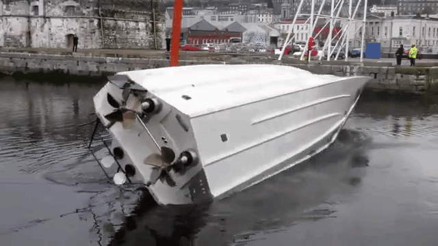 Thunder Child, A High Speed Boat That Is Unable to be Capsized