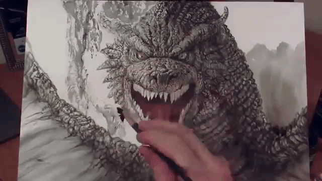 Artist Draws Detailed Painting of Dragon