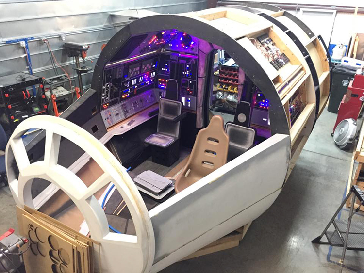 Millennium Falcon Cockpit