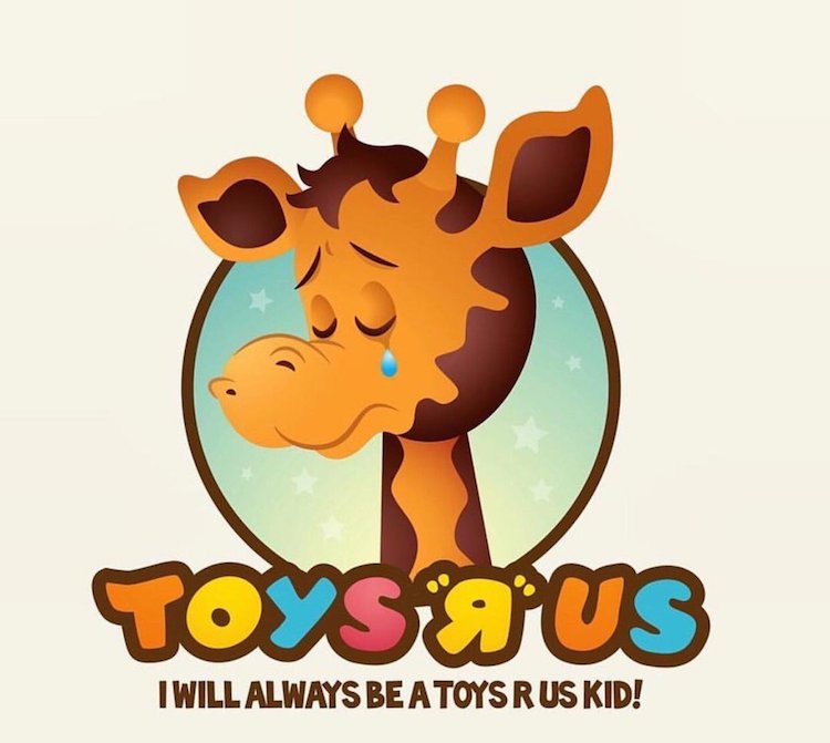 Geoffrey the Giraffe Says Goodbye to Toys R Us