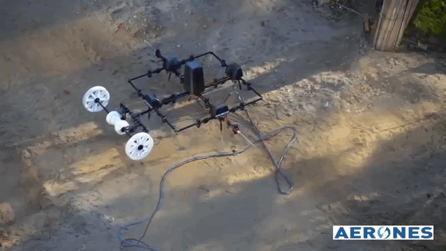 sweet maternal designer Heavy Duty Tethered Cleaning Drones That Safely Wash Windows of High  Altitude Skyscrapers