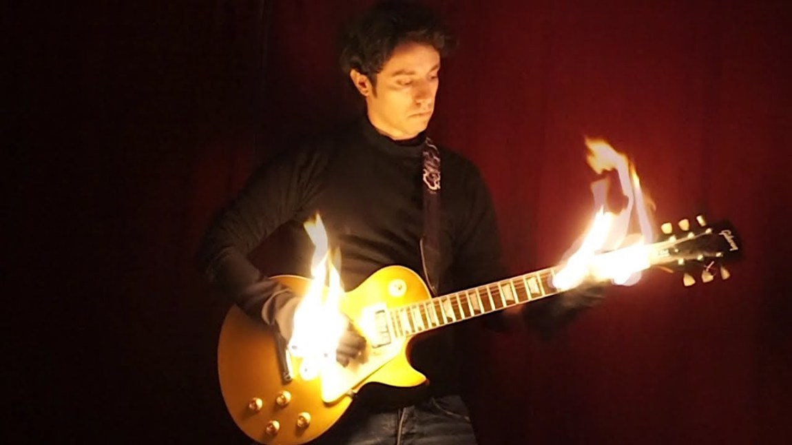 Davidlap Gibson Les Paul Hands on Fire