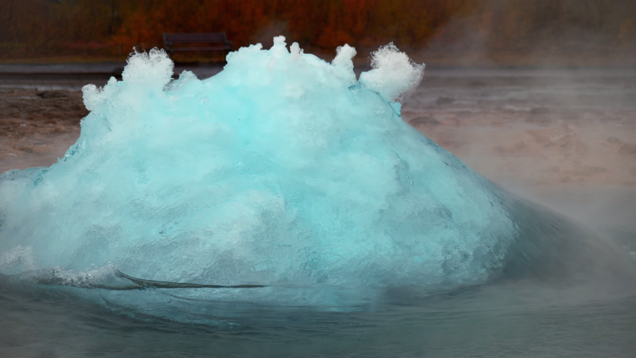 Iceland%E2%80%99s-Geyser-in-4k-Slow-Mo-3