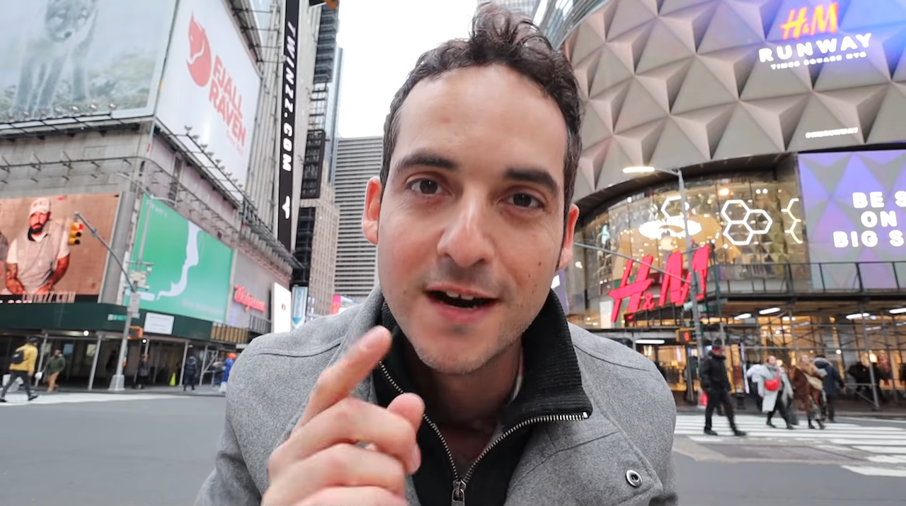 Jon-Barr-Times-Square-NYC.png