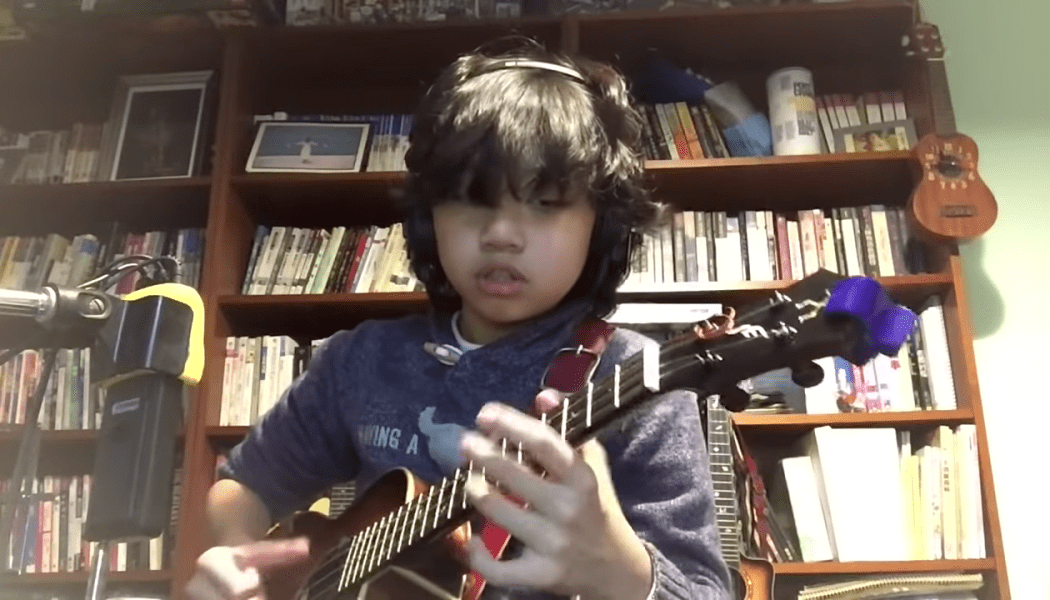 Incredible 720p Hd Footage Of A Nirvana Performing Smells Like Teen