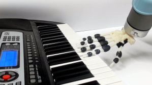 Robotic Hand Plays Piano