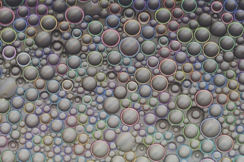 Water Droplets Structural Color