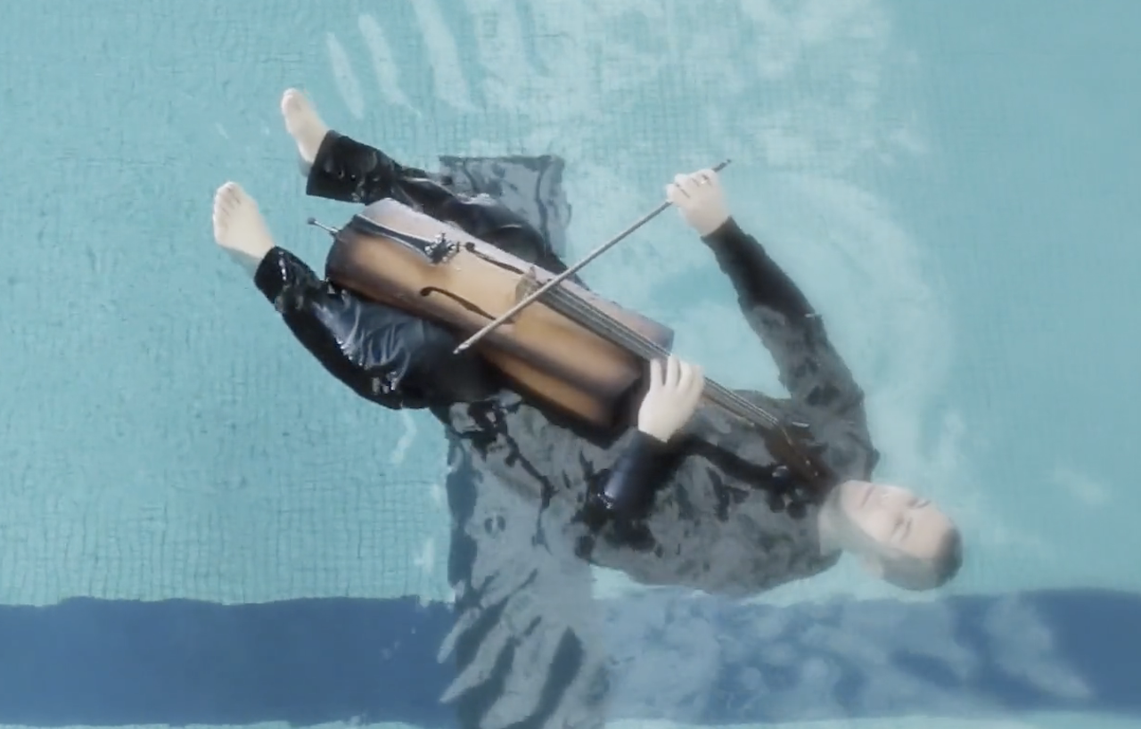 Breathe-Rectangular-Cello-Underwater.png