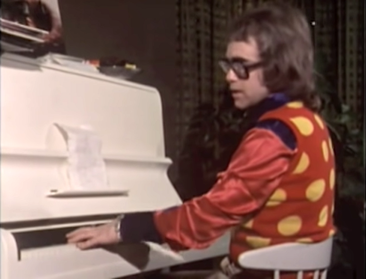 Elton John - Tiny Dancer 1970