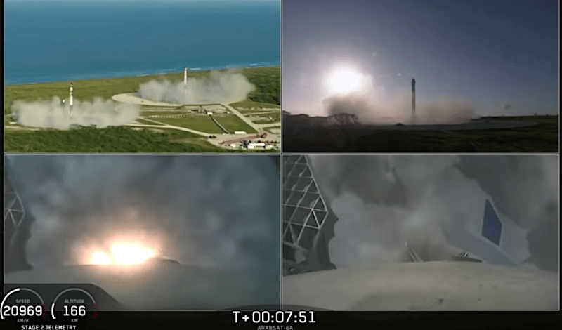 SpaceX Lands All 3 Falcon Heavy Boosters