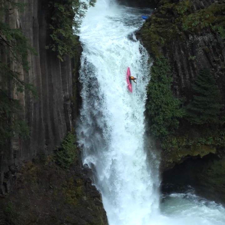 Kayaker Vertically Plunges Down A 113 Foot Waterfall 9980