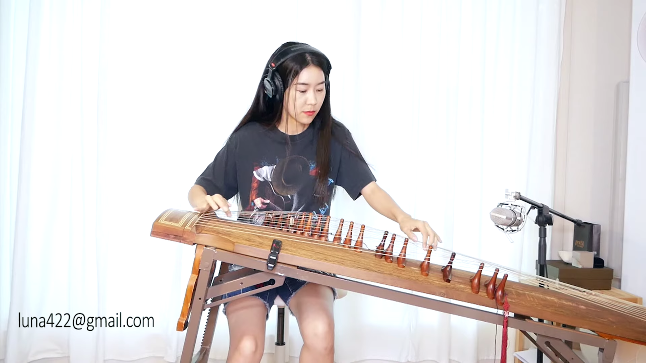 Jimi-Hendrix-Voodoo-Child-Gayageum-.png