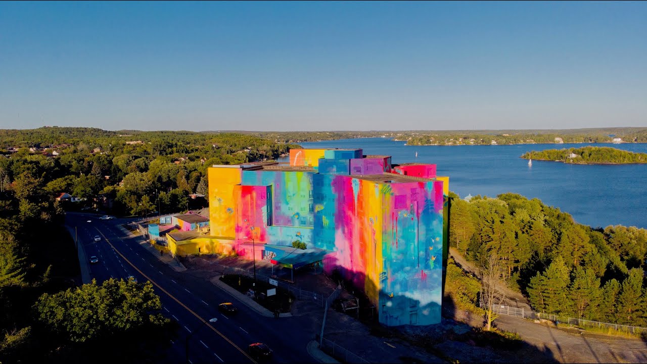 Largest-Mural-in-Canada.jpg