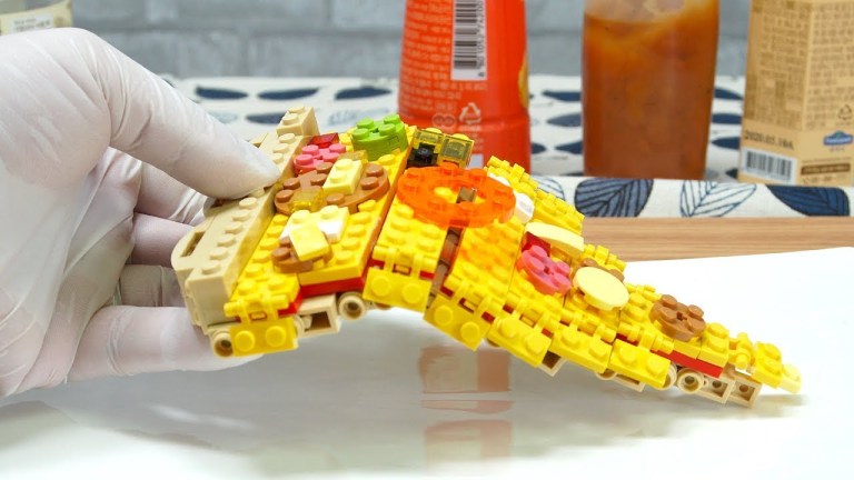 LEGO Pizza