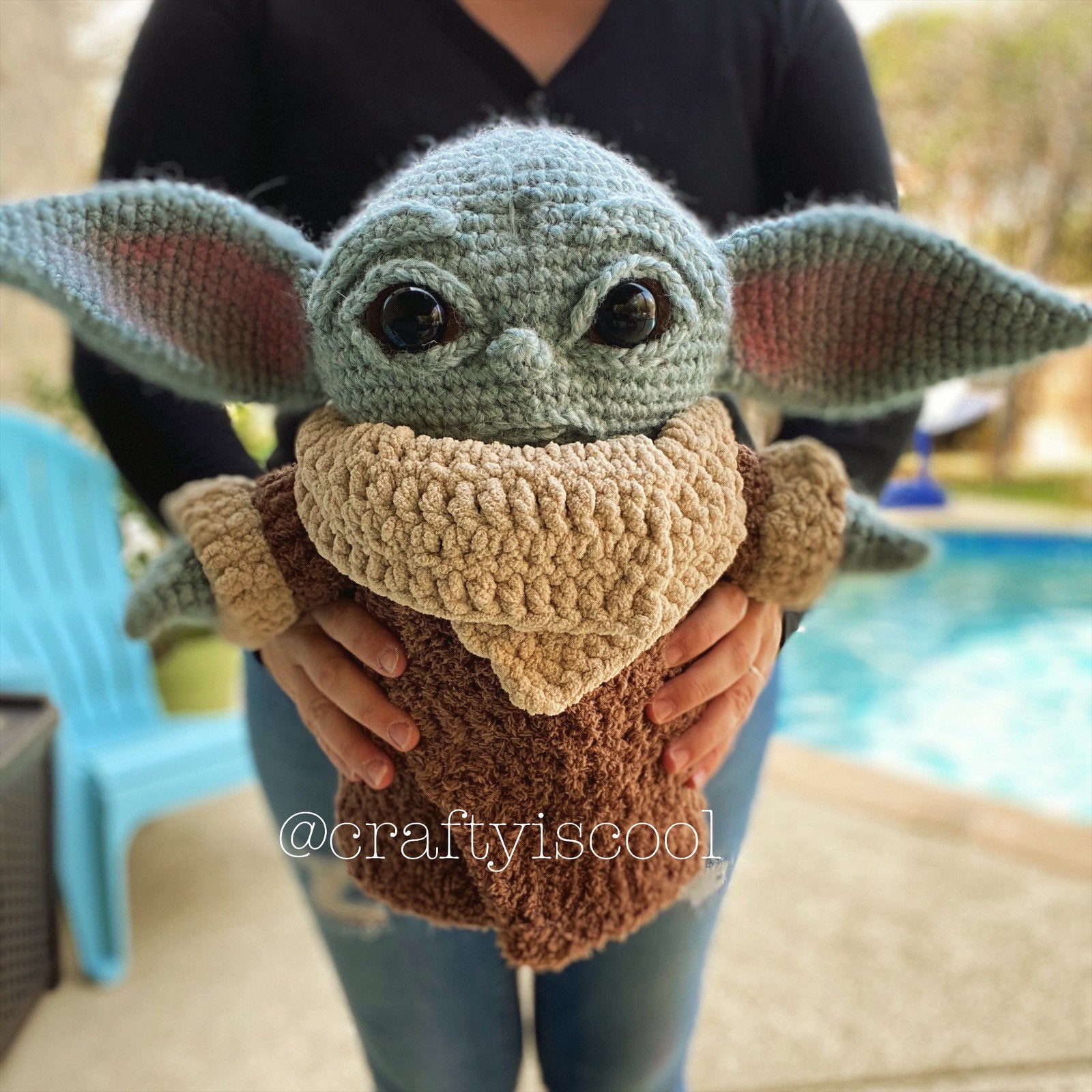 An Adorably Huggable Crocheted Baby Yoda