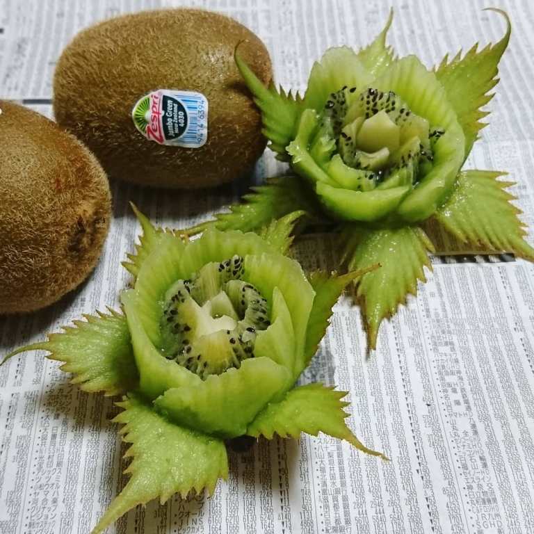 Carved Kiwi Flower