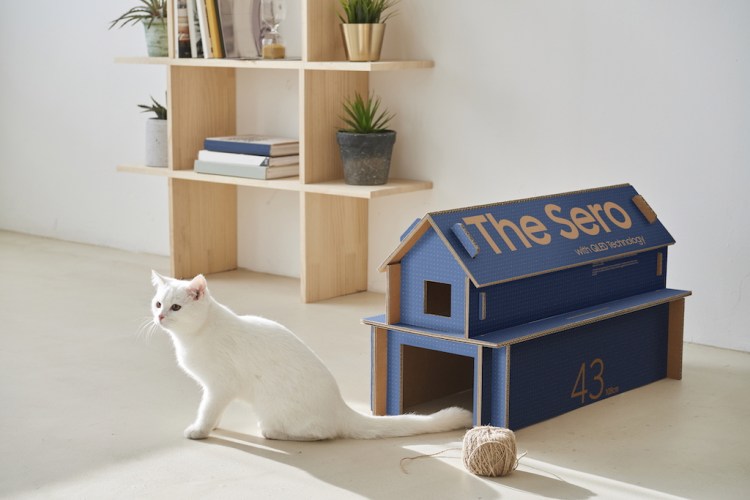 Samsung Serif Ecopackaging Blue Cat House