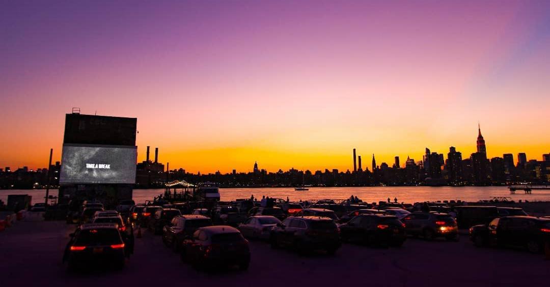 51 Top Images Drive In Movie Nyc Skyline : The 5 Best Drive-In Experiences Coming To NYC This Summer ...