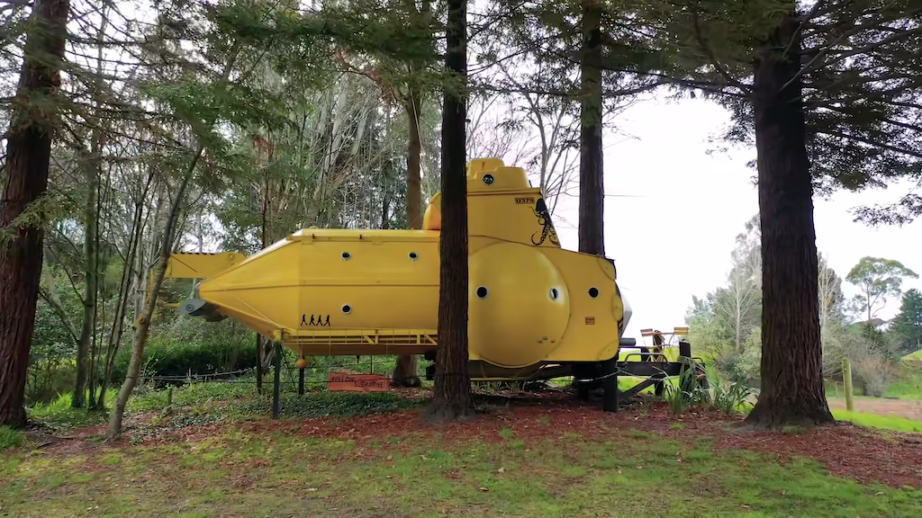 Tiny-House-Yellow-Submarine.png