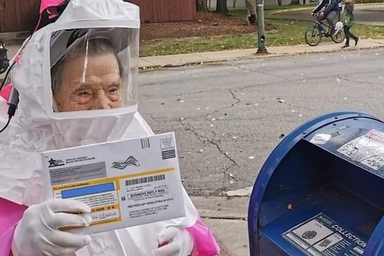 102 Year Old Woman Wears Pink PPE to Vote