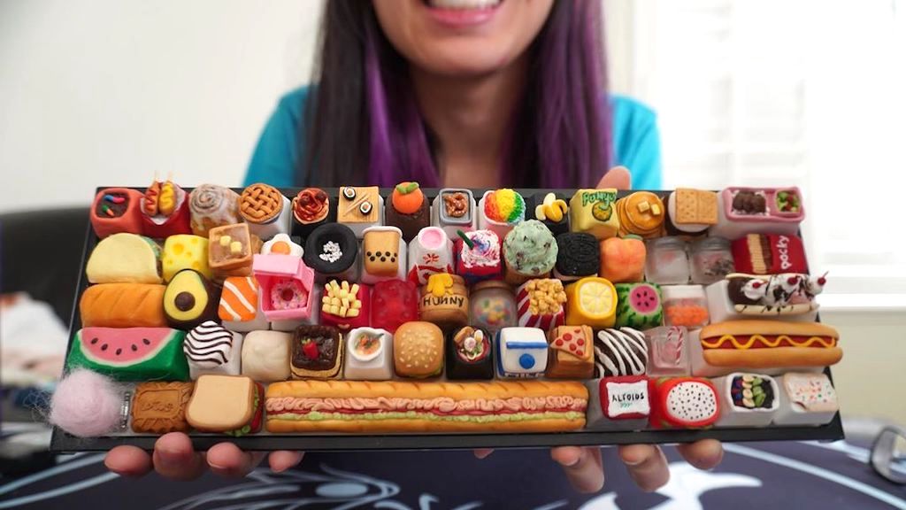 Food-Themed-Keyboard-Keycaps.jpg