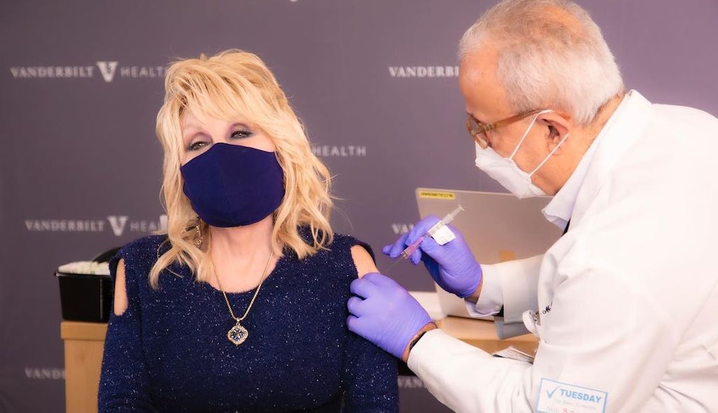 Dolly Parton Gets Vaccination