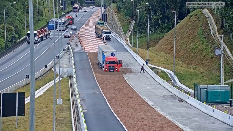 Truck in Truck Ramp