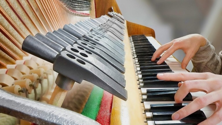 Hammer Piano