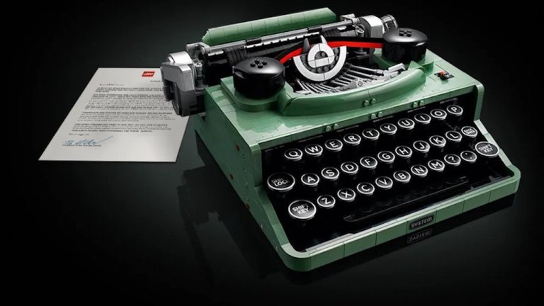 LEGO Typewriter