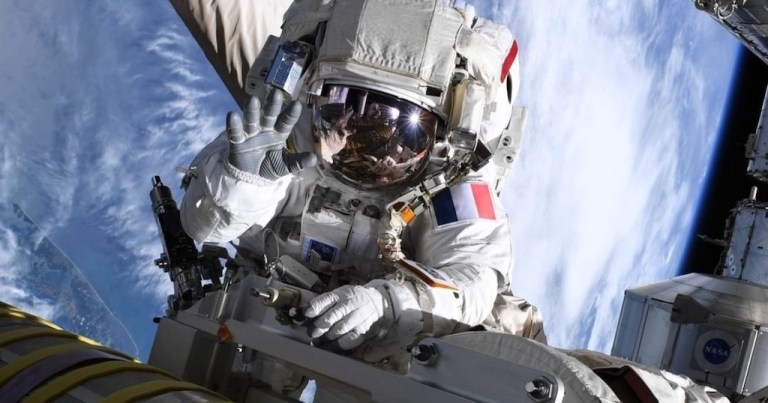 Thomas Pesquet Spacewalk Wave