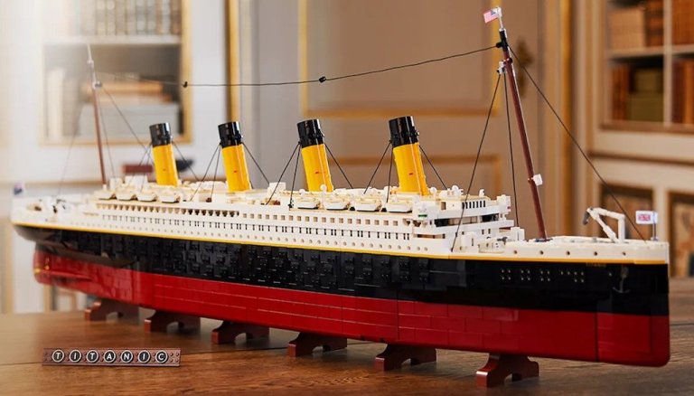 LEGO Titanic