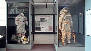 Apollo 15 Space Suit and Soviet Krechet