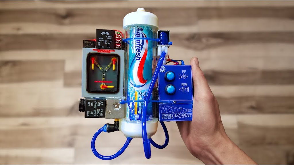 Clever Device That Puts Toothpaste Back in the Tube