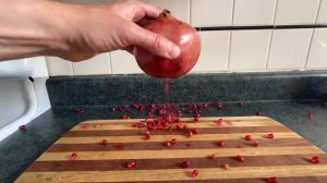 Six Ways to Remove Pomegranate Seeds