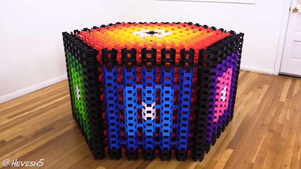 World Record Domino Hexagon