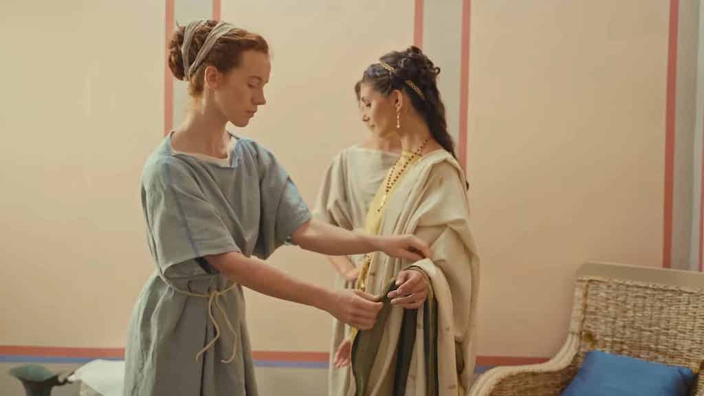 How Elite Class Women Got Dressed in Roman Britain