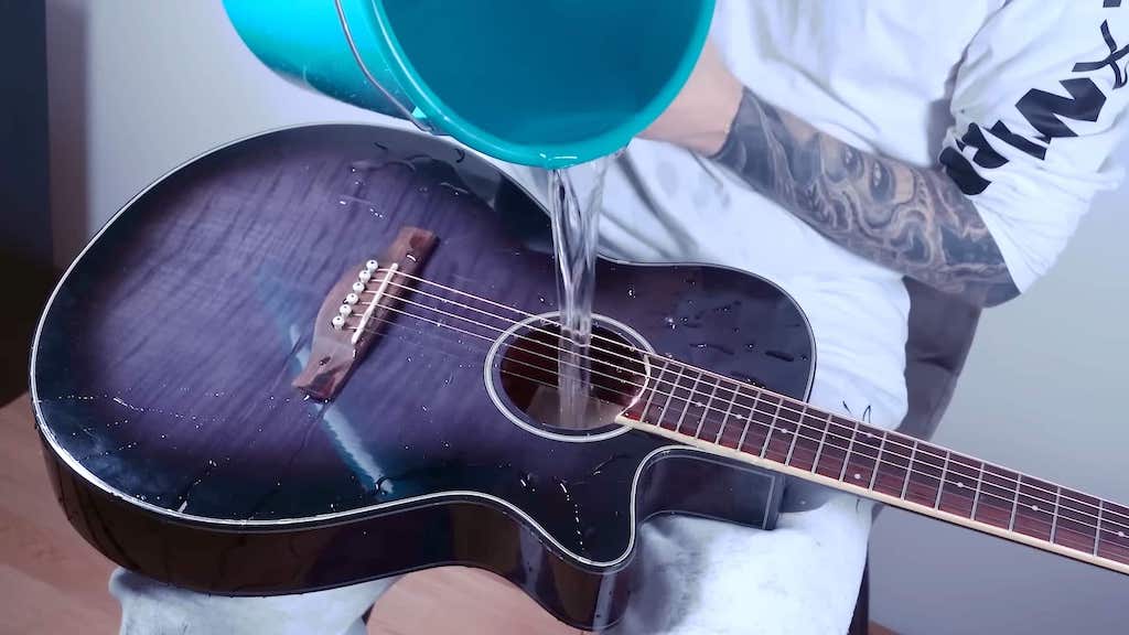 I filled my guitar with water