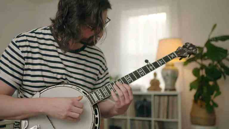 Blackbird on Banjo