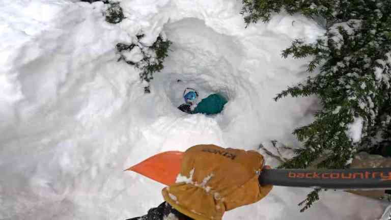 Tree well rescue at Mt Baker