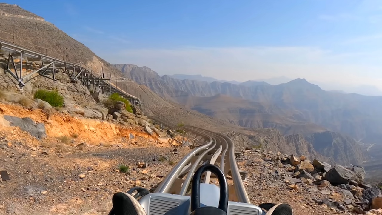 Amazing POV Footage of a Rollercoaster Ride Down a Desert Mountain in ...