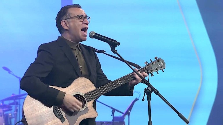 Fred Armisen International Guitar Strumming