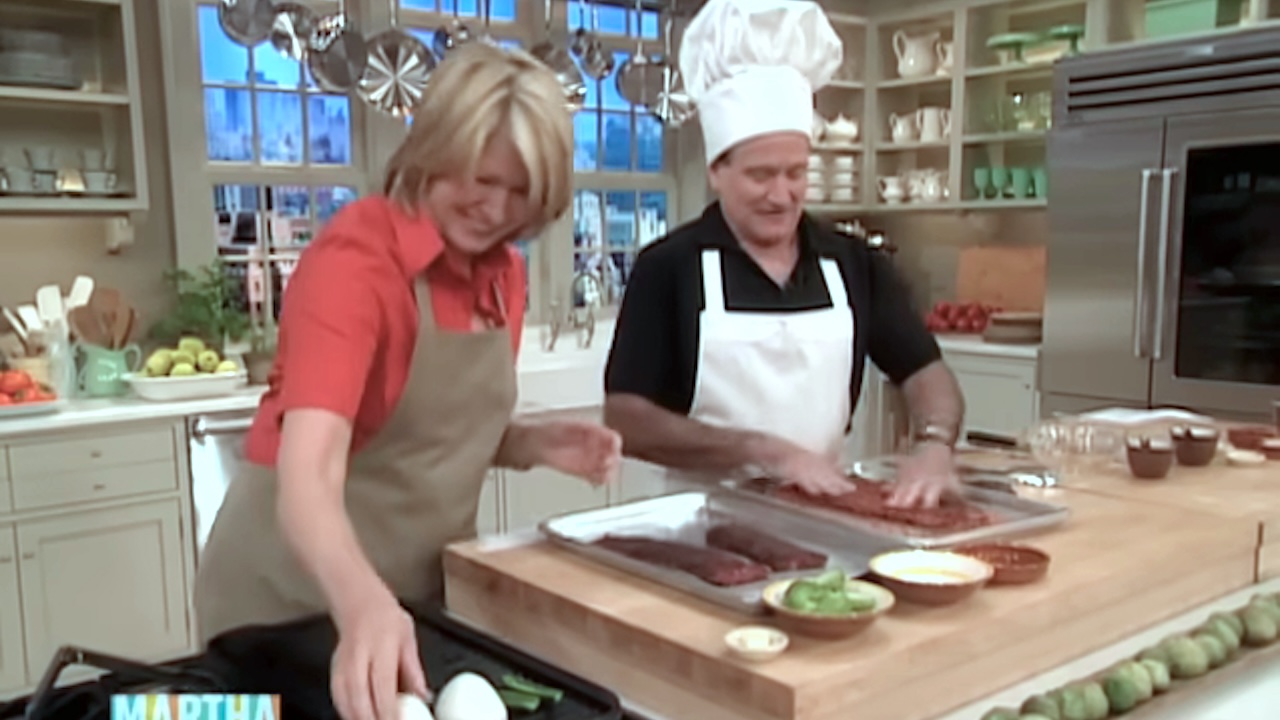 Martha Stewart Tries to Keep a Straight Face While Making Tacos With Robin Williams