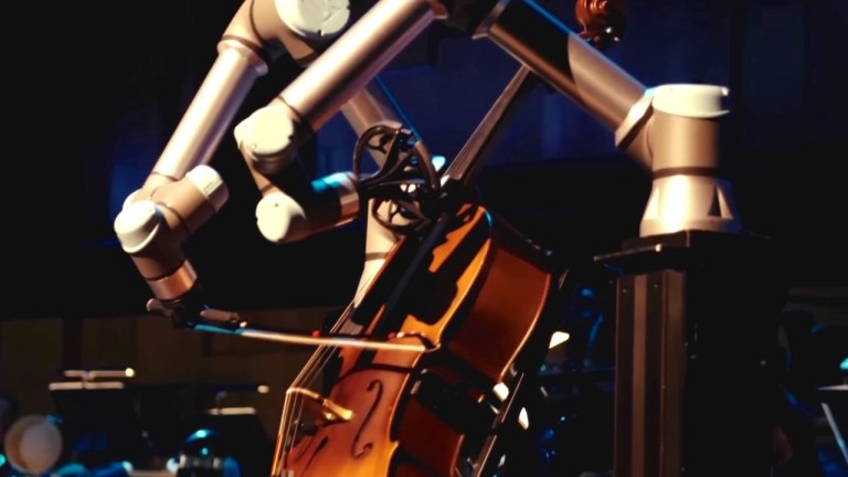 Robotic Cellist