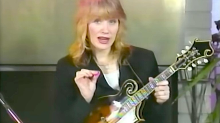 Nancy Wilson Battle of Evermore Mandolin