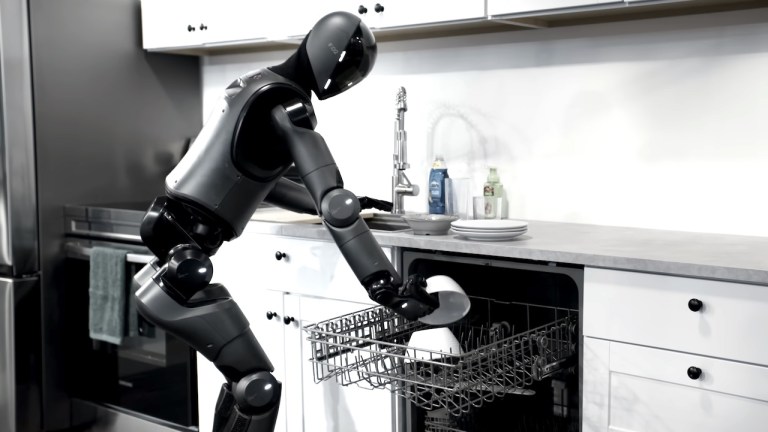 Robot Loads Dishes