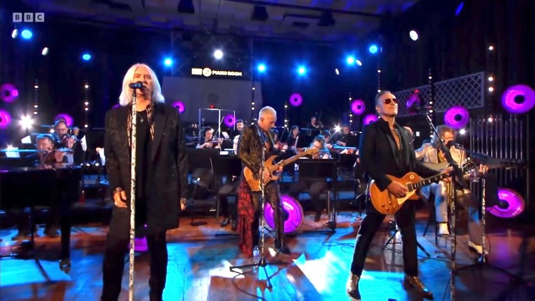 Def Leppard BBC Orchestra Hysteria