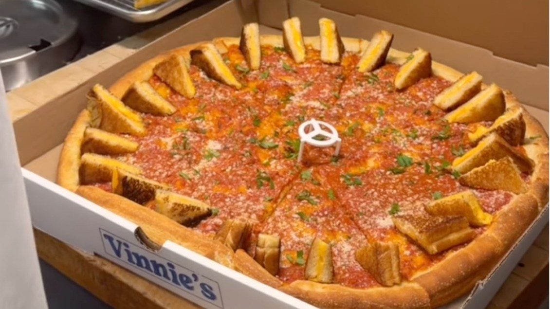 Vinnies Tomato Soup Grilled Cheese Pizza