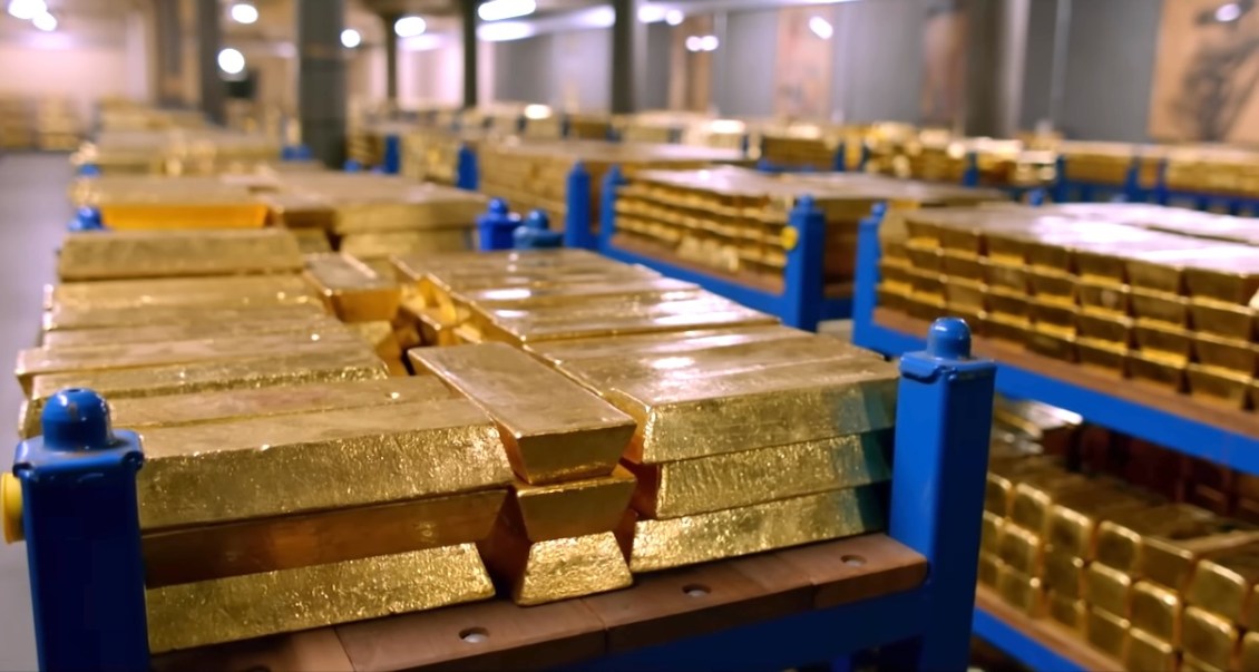 A Rare Look Inside the Gold Vaults Beneath the Bank of England in London