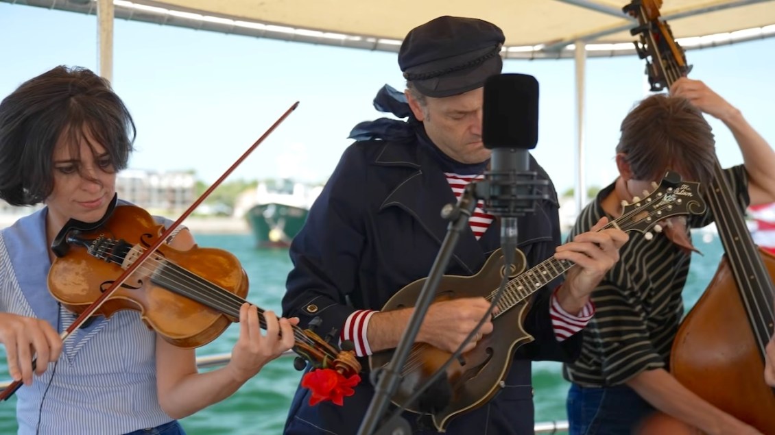 Punch Brothers Play a Bluegrass Cover of the ‘Jaws’ Theme on a Boat En Route to the Newport Folk Festival