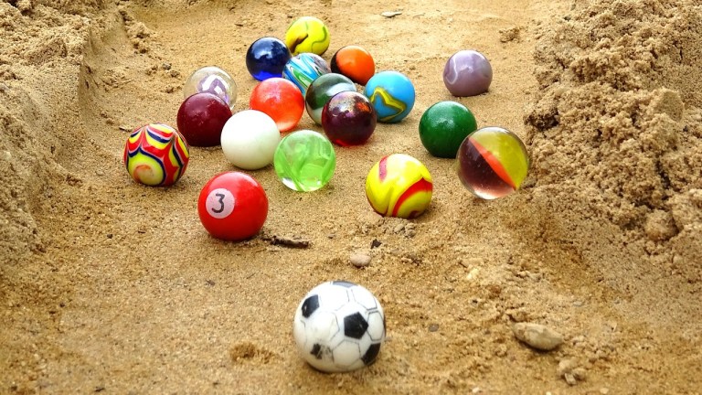 Sand Marble Rally